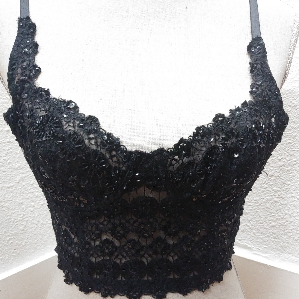 Black crop top